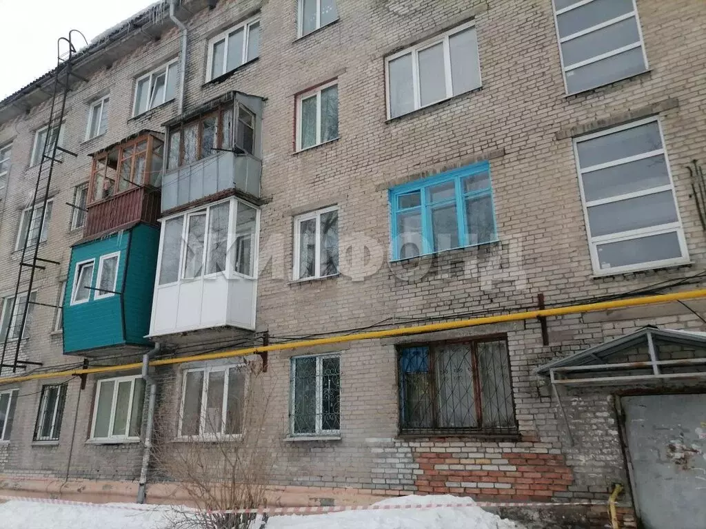 Квартира-студия: Барнаул, улица 40 лет Октября, 32 (13 м) - Фото 2