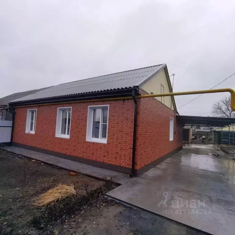 Дом в Ростовская область, Сальск Плодопитомник мкр,  (80 м) - Фото 0