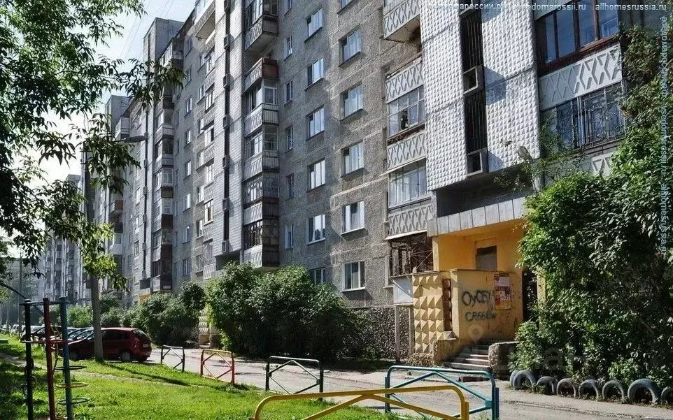 2-к кв. Свердловская область, Екатеринбург ул. Уральских Рабочих, 14 ... - Фото 0