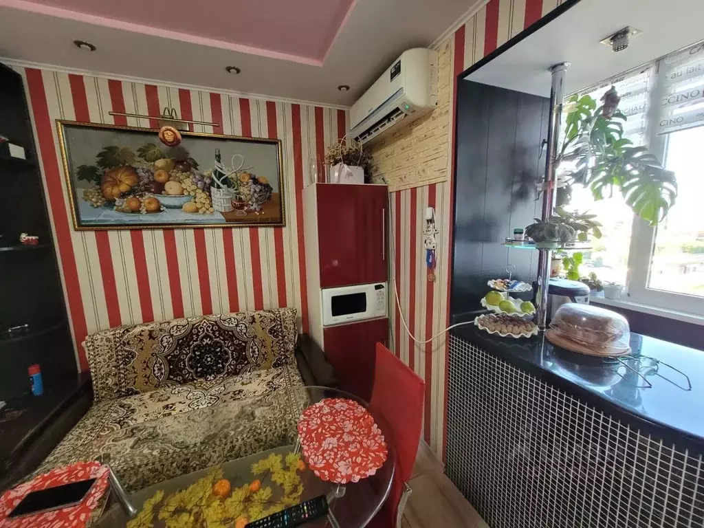 3-к кв. Волгоградская область, Волгоград Шекснинская ул., 18 (43.6 м) - Фото 2