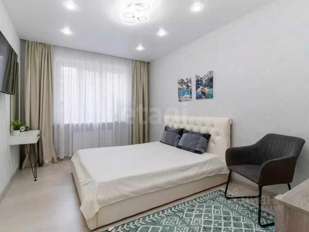 1-к кв. Тюменская область, Тюмень ул. Республики, 204к6 (42.2 м) - Фото 2