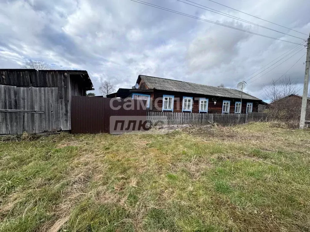 Дом в Свердловская область, Первоуральск муниципальный округ, пос. ... - Фото 1