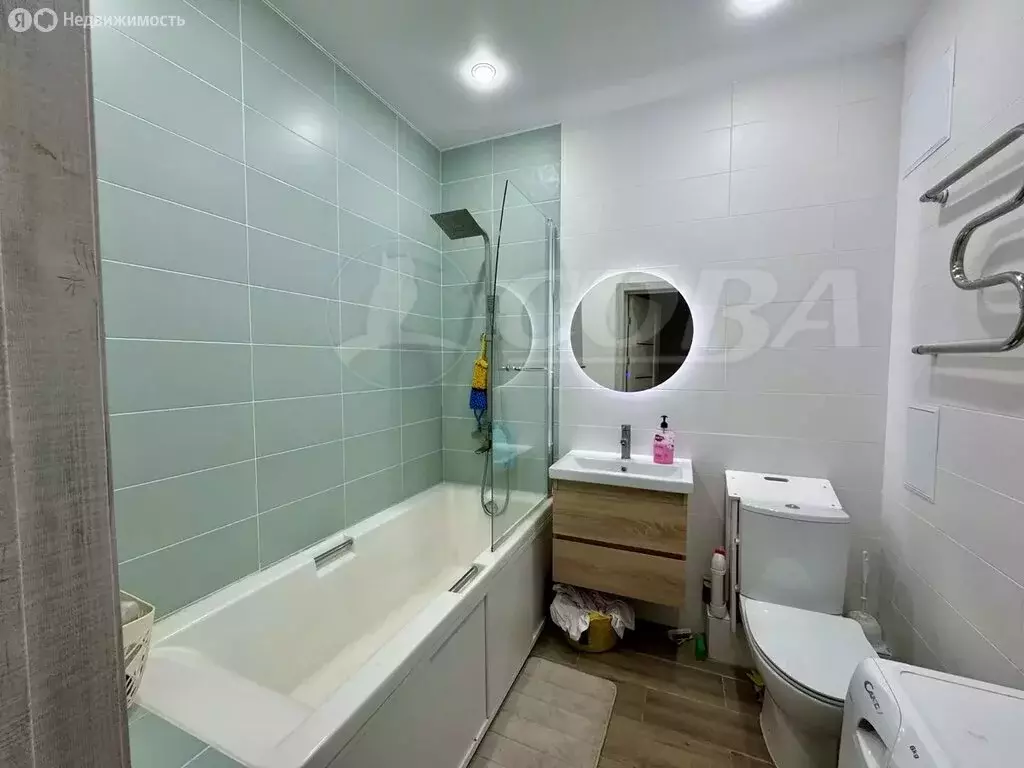 1-комнатная квартира: Тюмень, улица Фармана Салманова, 23 (50 м) - Фото 1