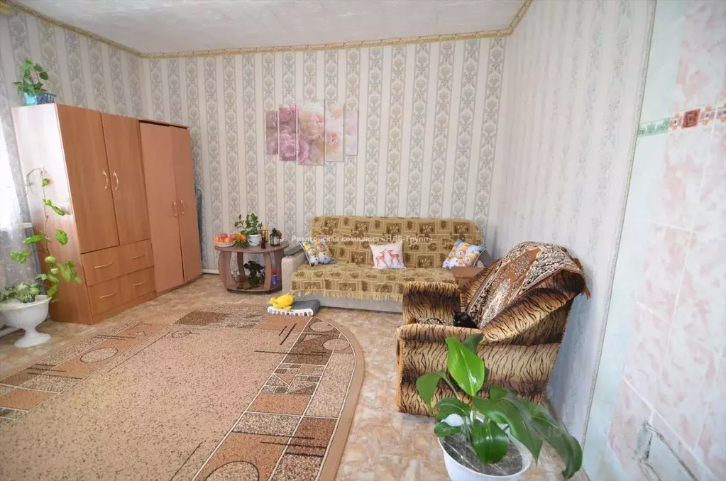 2-к кв. Еврейская автономная область, Смидовичский муниципальный ... - Фото 2