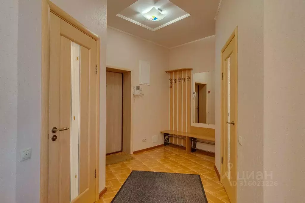 Квартира, 3 комнаты, 114 м - Фото 0