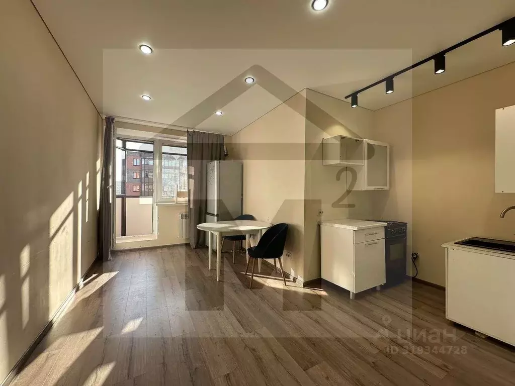3-к кв. Хакасия, Абакан ул. Кирова, 185к2 (58.0 м) - Фото 0