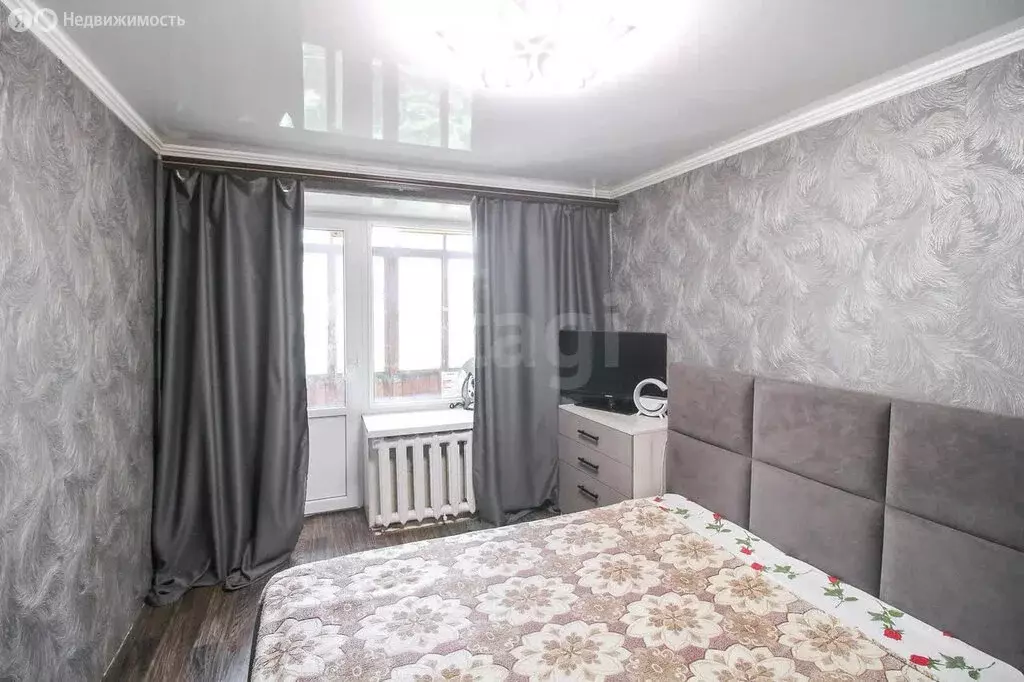 3-комнатная квартира: Барнаул, улица Георгия Исакова, 174 (60.4 м) - Фото 1