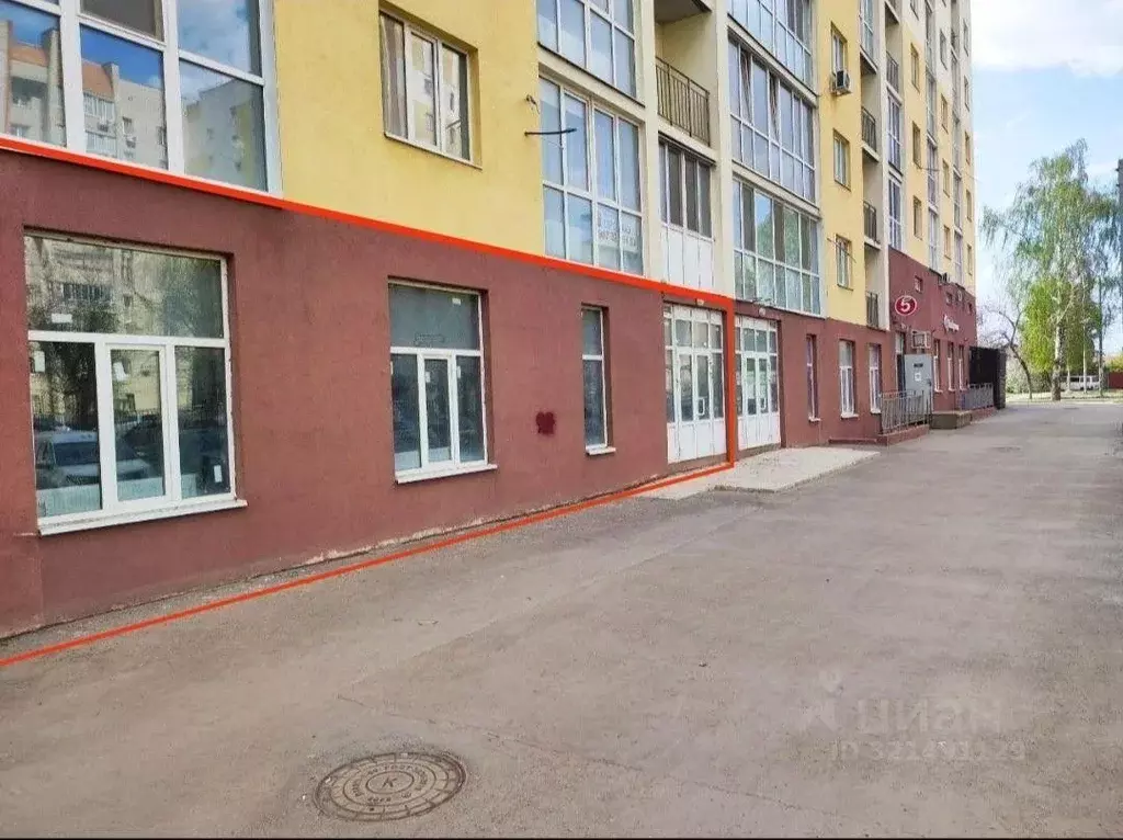 Помещение свободного назначения в Саратовская область, Энгельс просп. ... - Фото 1