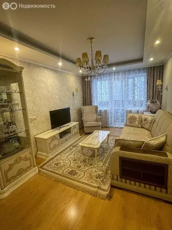 3-комнатная квартира: Сыктывкар, Коммунистическая улица, 70 (61.5 м) - Фото 1