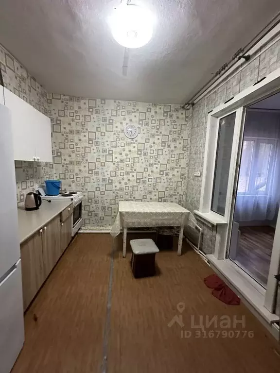 1-к кв. Иркутская область, Иркутск ул. 2-я Железнодорожная, 4к9 (27.0 ... - Фото 1