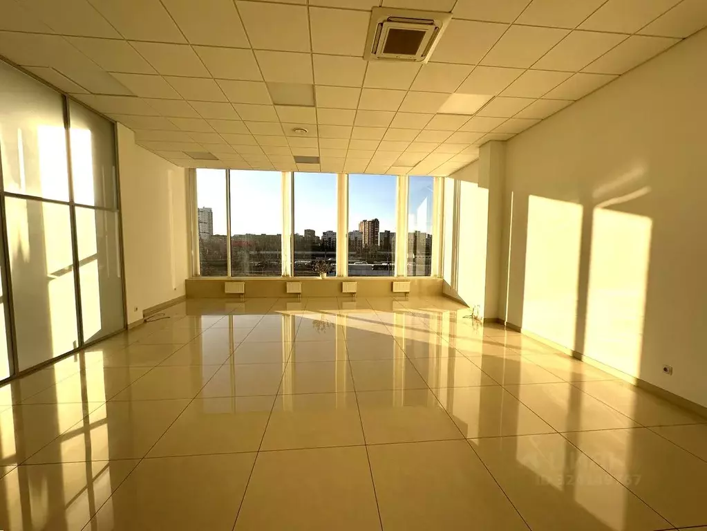 Офис в Свердловская область, Екатеринбург ул. Вишневая, 35 (91 м) - Фото 1