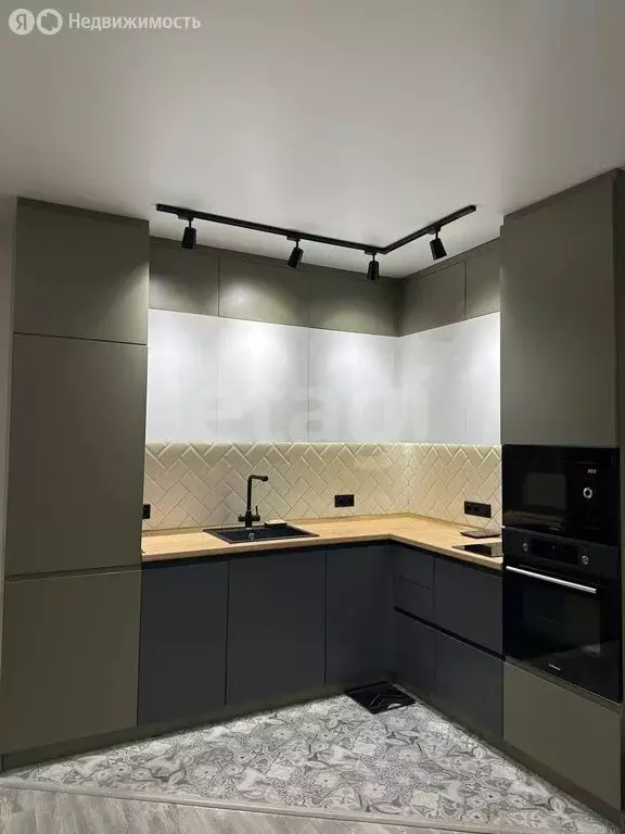 Квартира-студия: Новосибирск, улица Кирова, 242 (32 м) - Фото 1