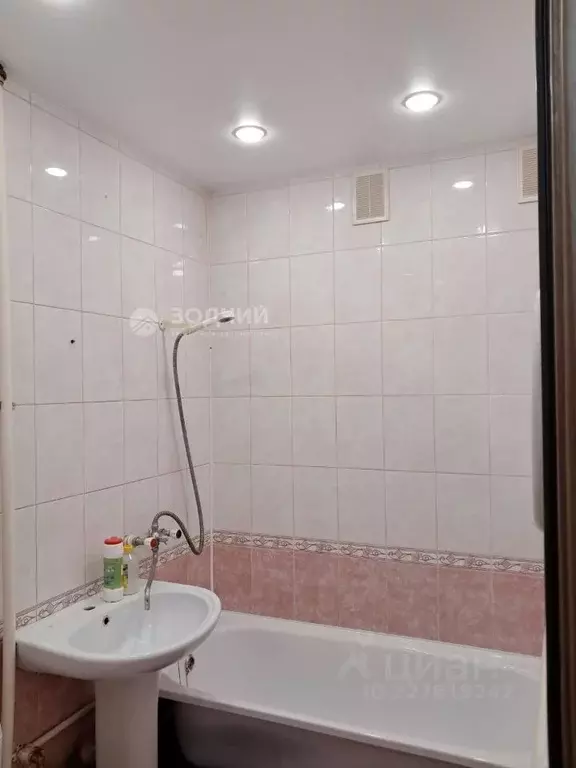 1-к кв. Чувашия, Чебоксары ул. Пирогова, 12к1 (29.7 м) - Фото 1