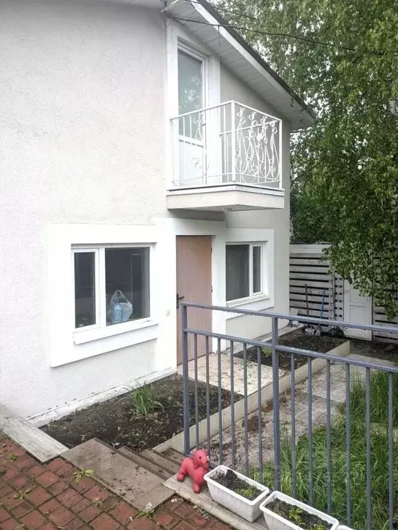 Дом в Красноярский край, с. Сухобузимское ул. Калинина, 49А (62 м) - Фото 0