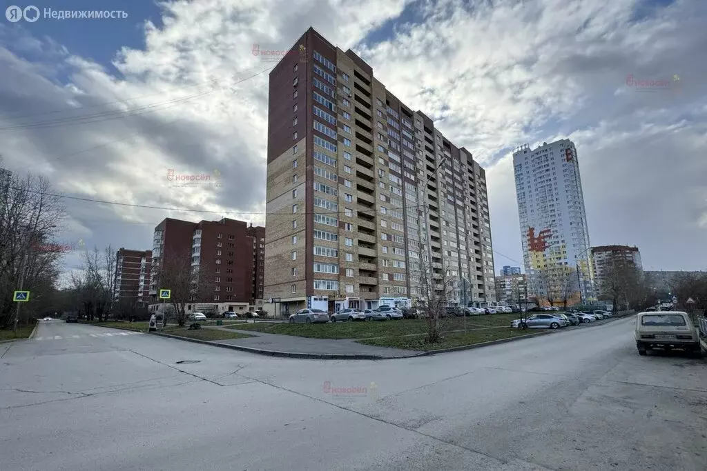 Квартира-студия: Екатеринбург, жилой район Вторчермет, Санаторная ... - Фото 2