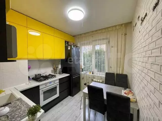 2-к. квартира, 50 м, 4/10 эт. - Фото 0