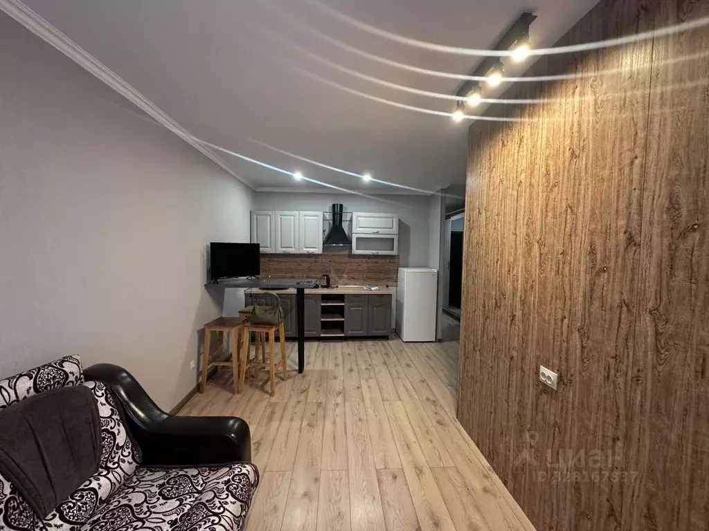 1-к кв. Северная Осетия, Владикавказ ул. Братьев Темировых, 69/4 (39.0 ... - Фото 1