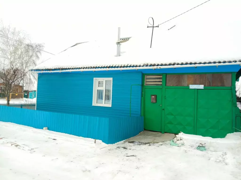 Дом в Омская область, Калачинск ул. Карбышева, 30 (61 м) - Фото 1