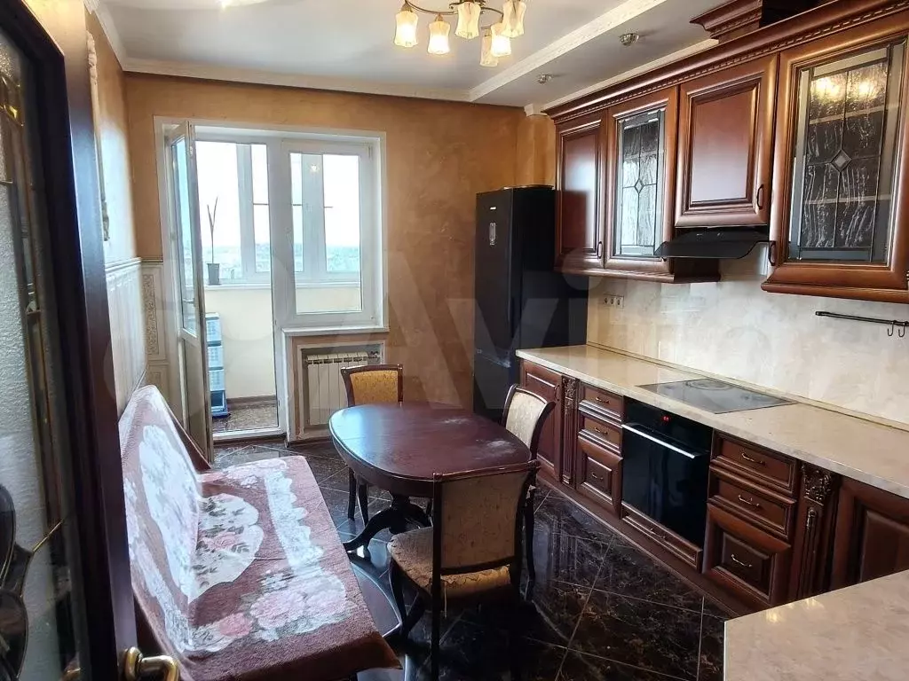 2-к. квартира, 70 м, 13/17 эт. - Фото 0