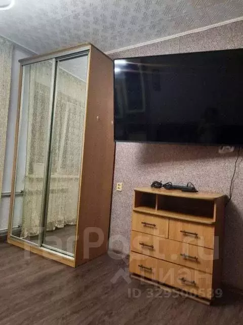 Комната Приморский край, Владивосток ул. Надибаидзе, 11 (13.0 м) - Фото 2