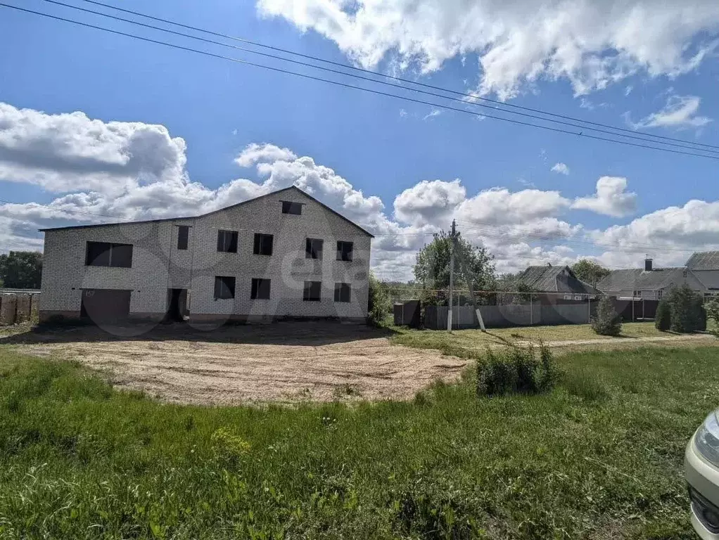 Дом 470,5 м на участке 25 сот. - Фото 0
