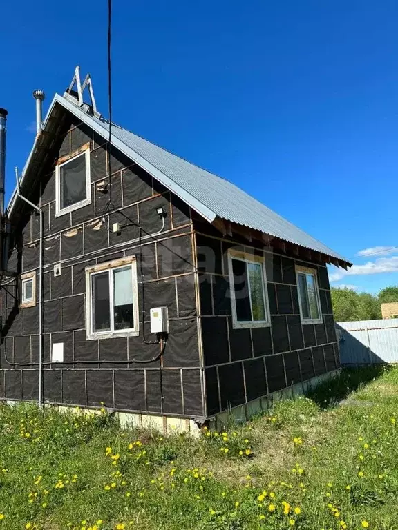 Дом в Коми, Сыктывкар городской округ, Краснозатонский пгт ул. Речная, ... - Фото 1