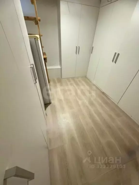 3-к кв. Кемеровская область, Междуреченск просп. 50 лет Комсомола, 46 ... - Фото 1