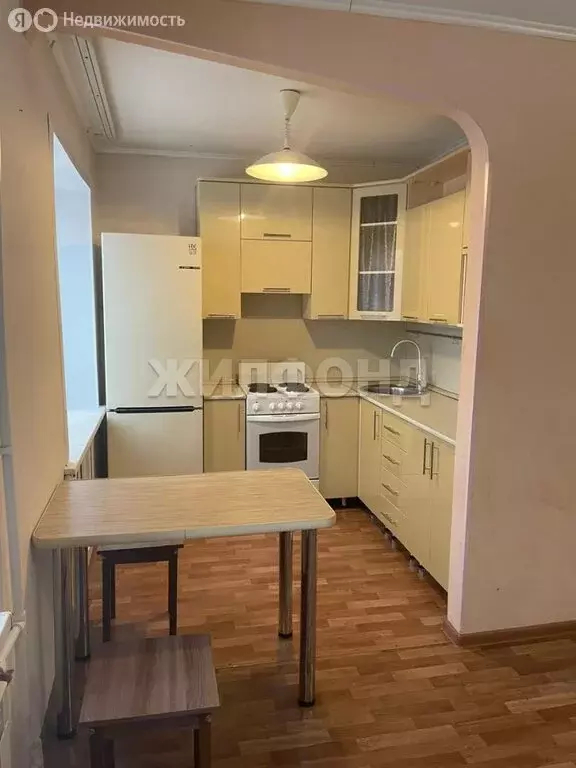 2-комнатная квартира: Юрга, Строительная улица, 33 (42.8 м) - Фото 0