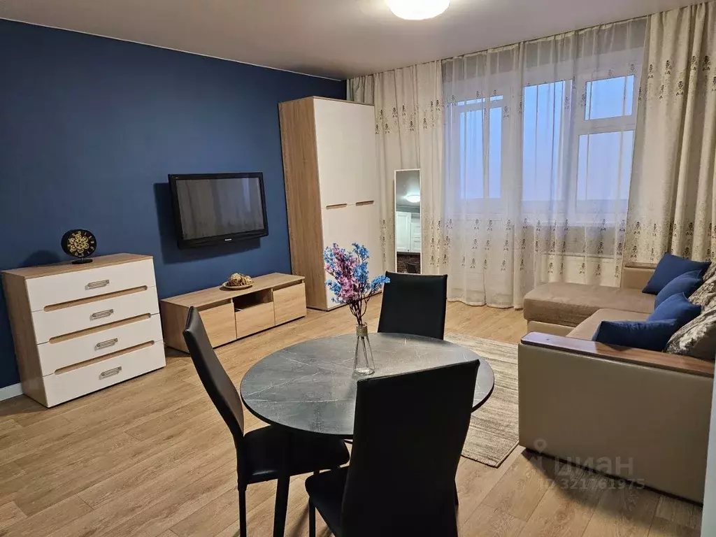 1-к кв. Красноярский край, Красноярск Линейная ул., 76 (41.0 м) - Фото 0