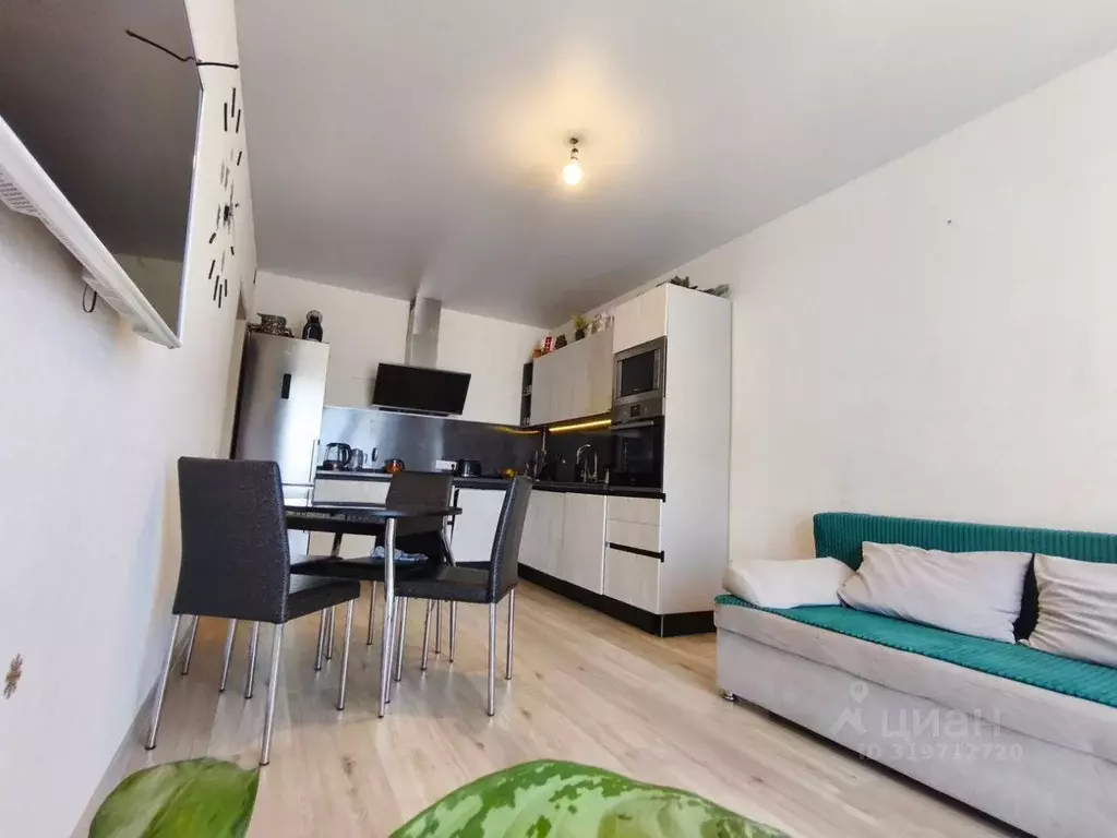 Квартира, 2 комнаты, 61.5 м - Фото 0