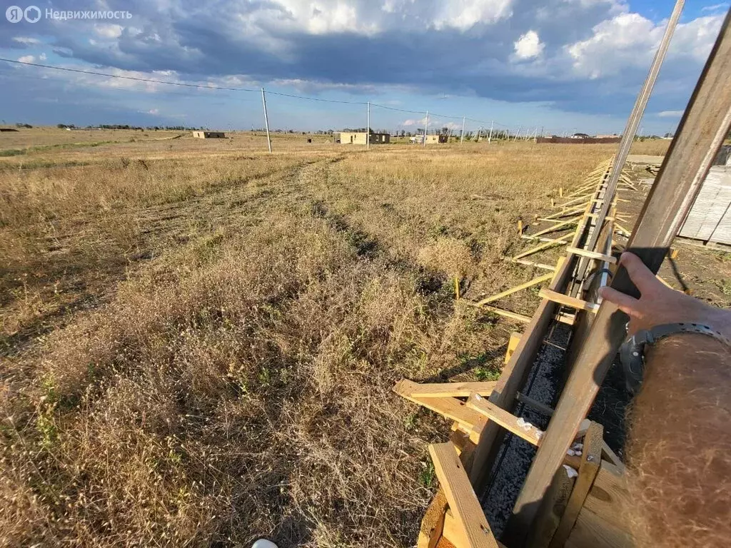 Участок в Мирное, улица Правды (6 м) - Фото 1