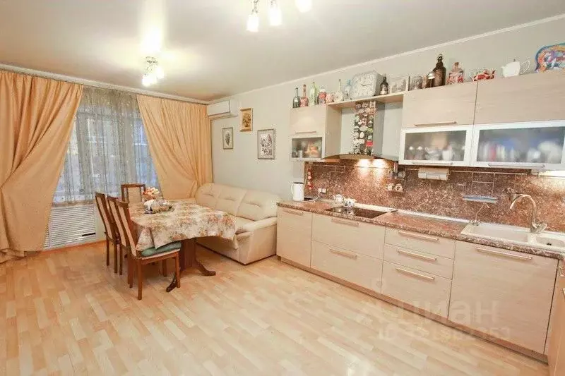 3-к кв. Башкортостан, Уфа Молодежный бул., 6/1 (150.0 м) - Фото 1