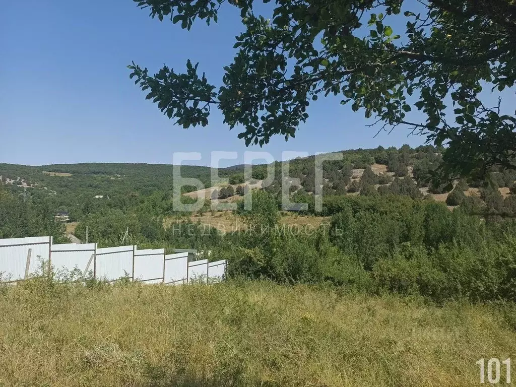 Участок в Севастополь с. Новобобровка, ул. Баденкиной (10.0 сот.) - Фото 1