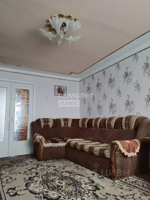 3-к кв. Краснодарский край, Кореновск ул. Фрунзе, 83 (58.2 м) - Фото 1