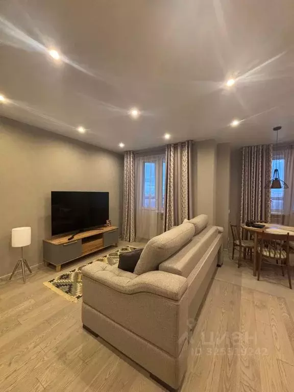 2-к кв. Кировская область, Киров ул. Калинина, 40 (54.6 м) - Фото 2