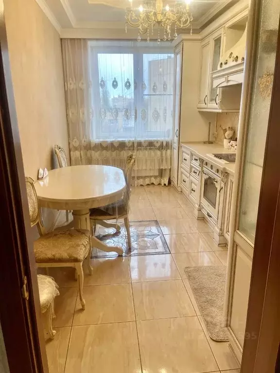 3-к кв. Калужская область, Калуга ул. Генерала Попова, 10 (95.0 м) - Фото 1