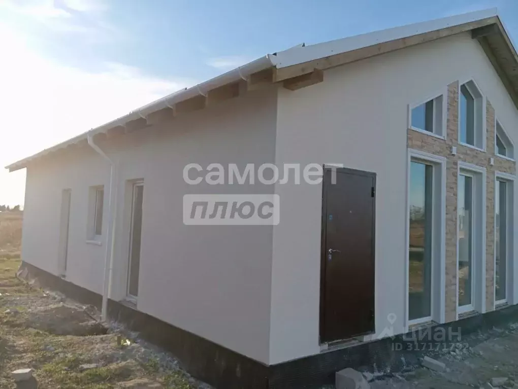 Дом в Калининградская область, Гурьевский муниципальный округ, пос. ... - Фото 1