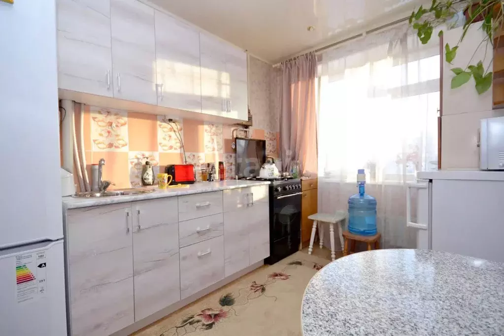 2-к кв. Саха (Якутия), Якутск ул. Лермонтова, 52 (46.0 м) - Фото 0