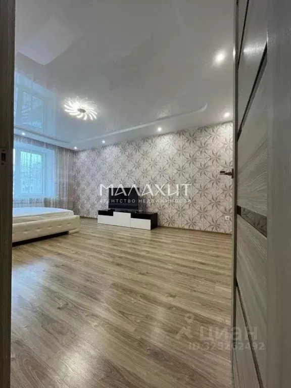 2-к кв. Самарская область, Самара ул. Георгия Димитрова, 110 (69.0 м) - Фото 0