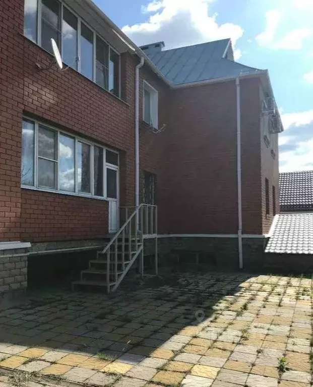 Дом в Белгородская область, Белгород Засечная ул. (340 м) - Фото 1