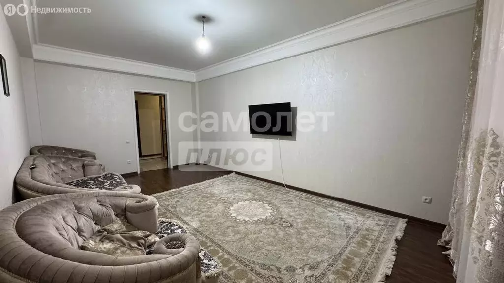 2-комнатная квартира: Махачкала, Газопроводная улица, 8к4 (93.5 м) - Фото 2