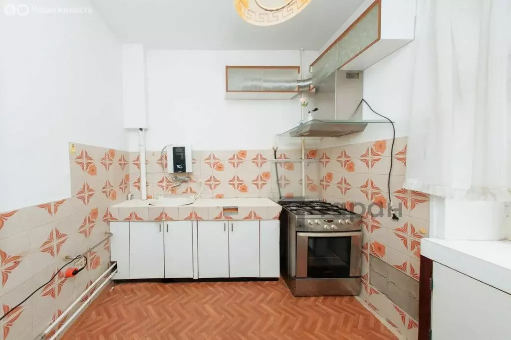 2-комнатная квартира: Челябинск, проспект Ленина, 74Б (61.3 м) - Фото 0