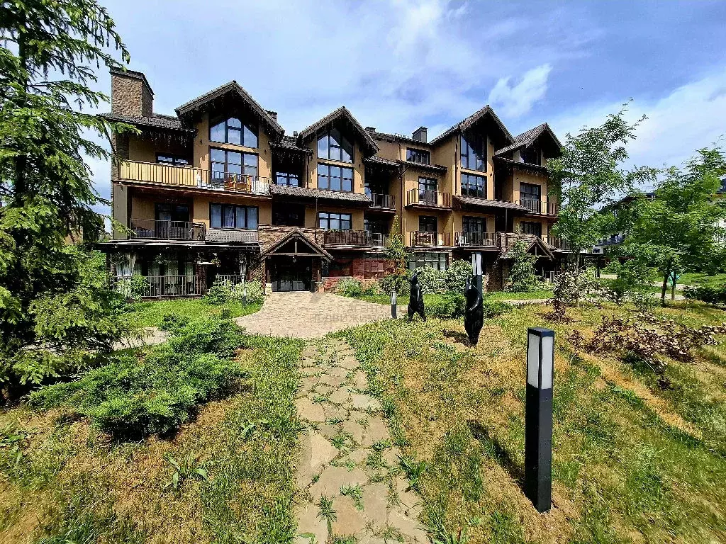 Продается 2-комнатная квартира - Фото 1