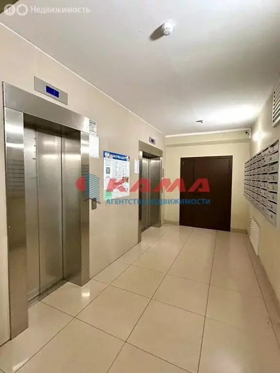 Квартира-студия: Набережные Челны, проспект Раиса Беляева, 42Б (19 м) - Фото 0