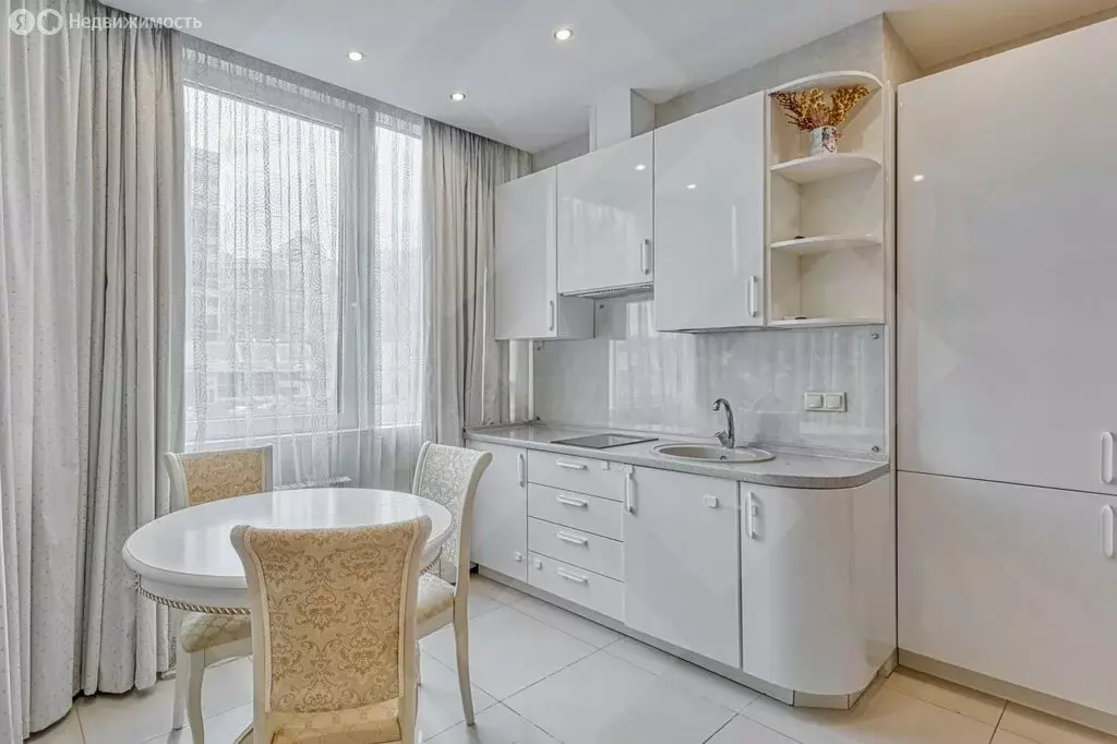 1-комнатная квартира: Москва, Мосфильмовская улица, 88к2с7 (50 м) - Фото 1