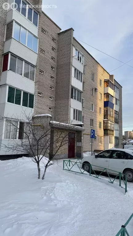 3-комнатная квартира: Октябрьский, 24-й микрорайон, 8 (72.1 м) - Фото 1