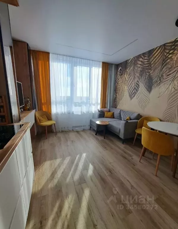 Студия Татарстан, Казань ул. Рауиса Гареева, 105 (30.0 м) - Фото 1