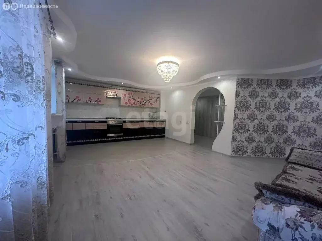 2-комнатная квартира: Саратов, улица имени В.Г. Клочкова, 16 (55.4 м) - Фото 1