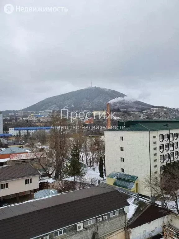1-комнатная квартира: Пятигорск, улица Бунимовича, 1а (53.1 м) - Фото 0