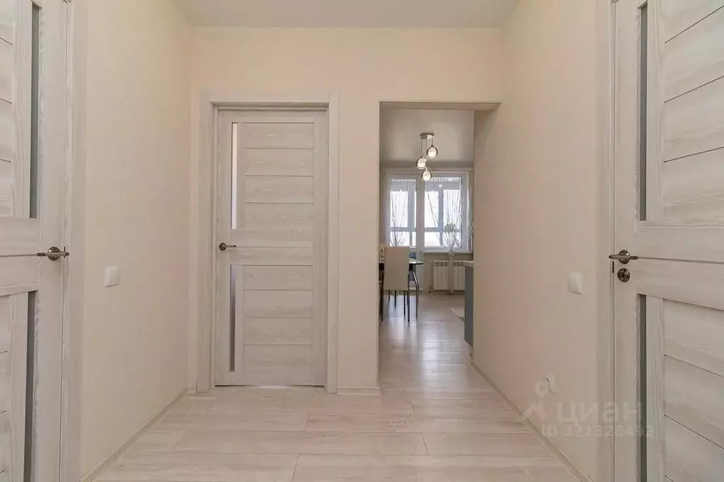 1-к кв. Омская область, Омск Взлетная ул., 13 (41.0 м) - Фото 1